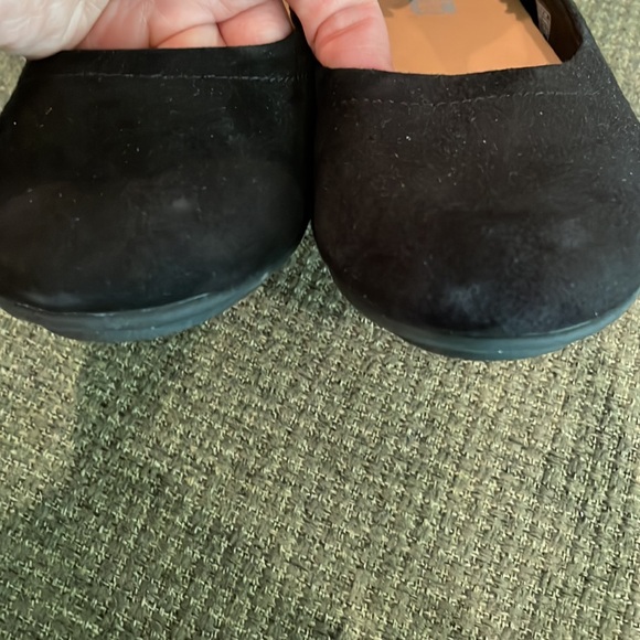 Fitflop black suede flats (sz 6) - Picture 8 of 9